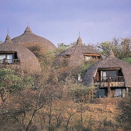 Serengeti Serena Safari Lodge Esterno foto