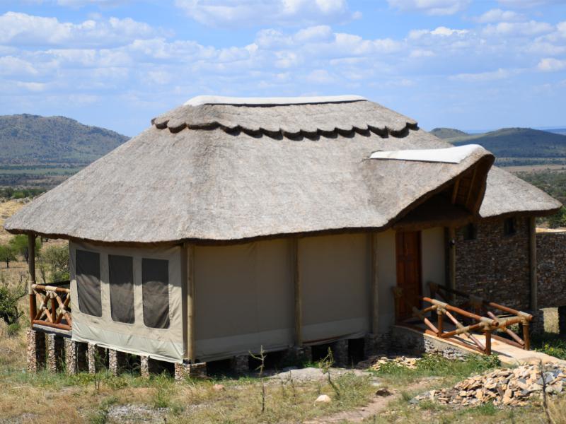 Serengeti Serena Safari Lodge Esterno foto