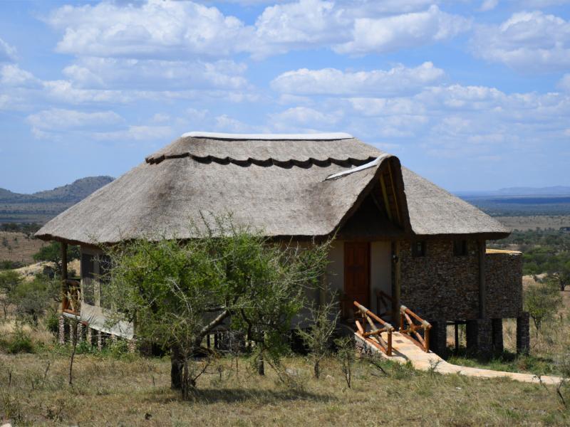 Serengeti Serena Safari Lodge Esterno foto